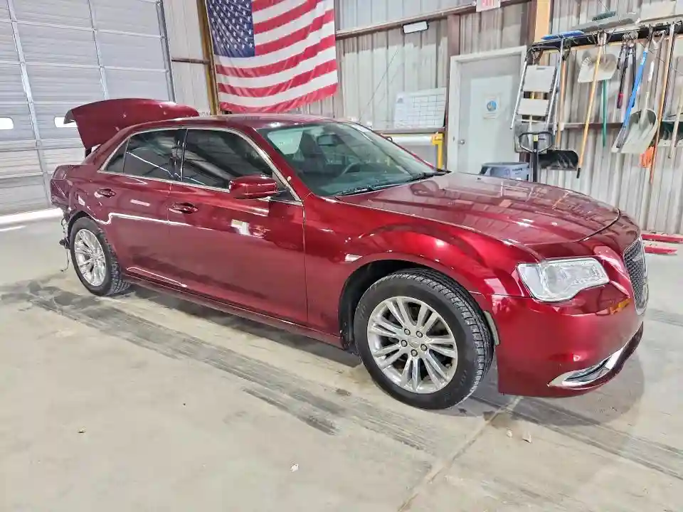 2C3CCAAGXKH593519 2019 CHRYSLER 300-3