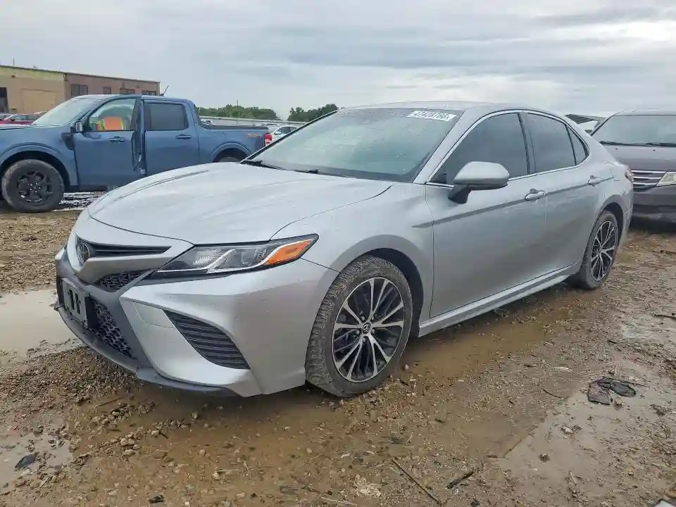 JTNB11HK9J3016646 2018 TOYOTA CAMRY-0