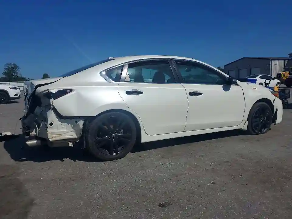 1N4BL3AP6HC294467 2017 NISSAN ALTIMA-2