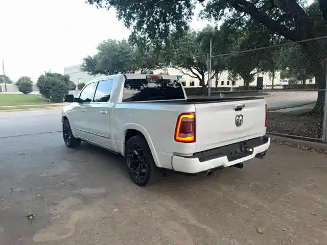 1C6RREHT6KN683294 2019 RAM 1500-2