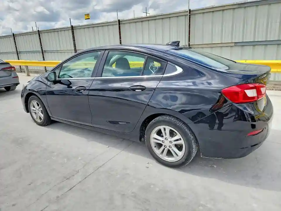 1G1BE5SM6J7170114 2018 CHEVROLET CRUZE-1