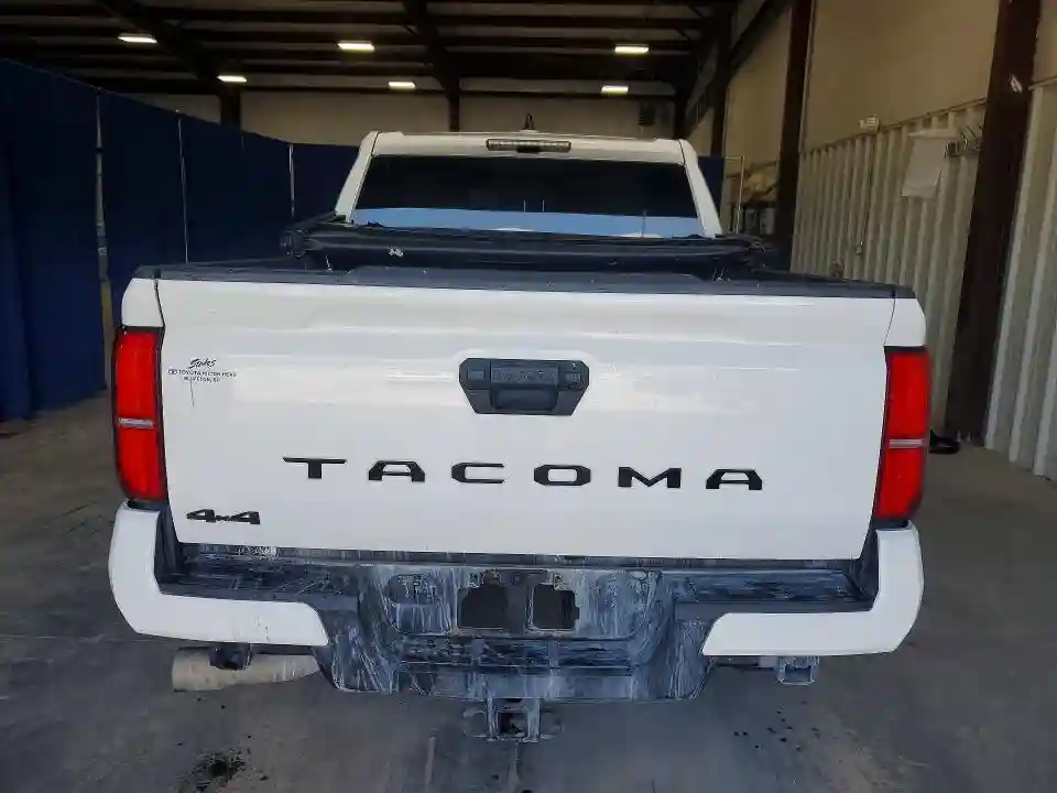 3TYLE5JN8RT023532 2024 TOYOTA TACOMA-5