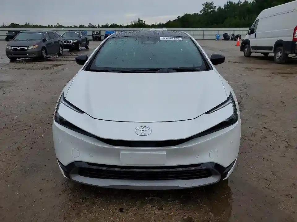 JTDACAAU6R3019571 2024 TOYOTA PRIUS-4