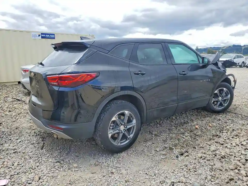 3GNKBHR4XSS206257 2025 CHEVROLET BLAZER-2