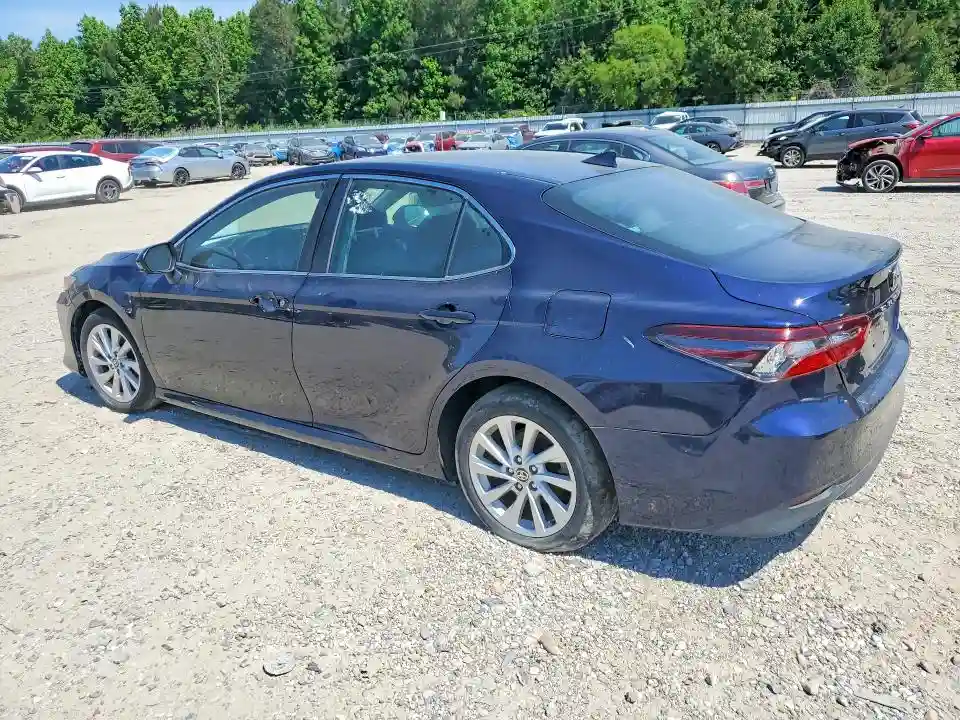 4T1C11AK1MU515843 2021 TOYOTA CAMRY-1