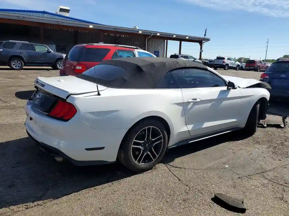 1FATP8UH6K5138662 2019 FORD MUSTANG-2