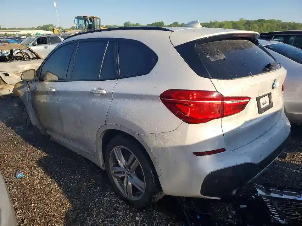 WBXHT3C31H5F80025 2017 BMW X1-1