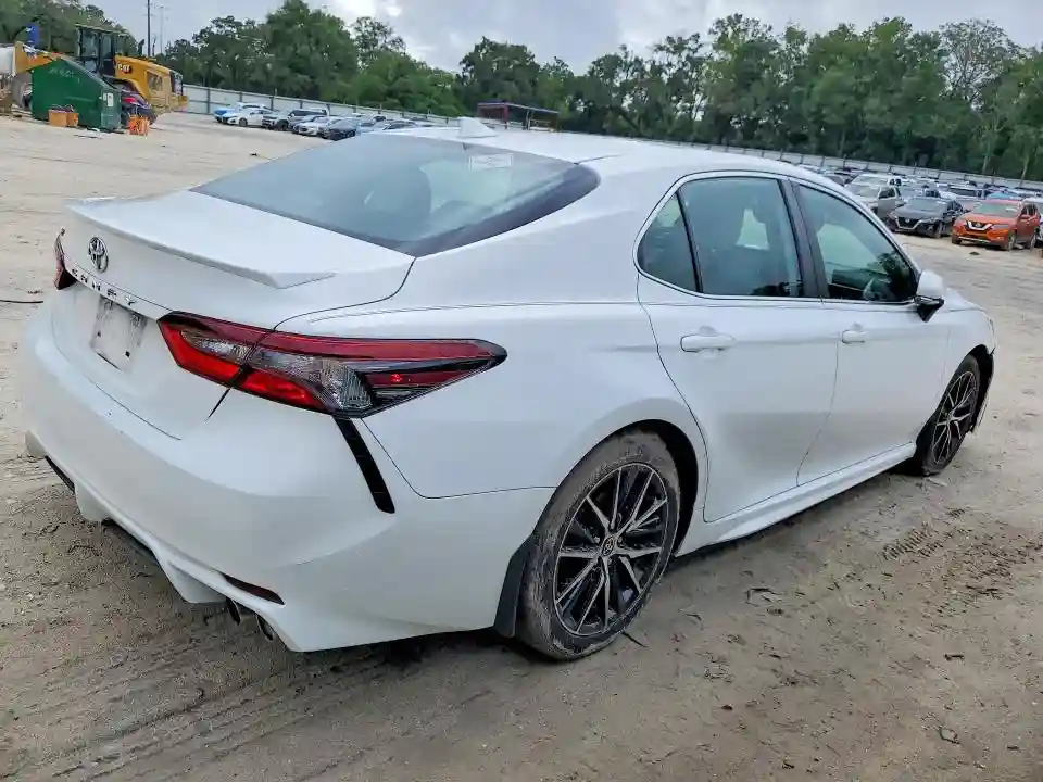4T1G11AKXMU530603 2021 TOYOTA CAMRY-2