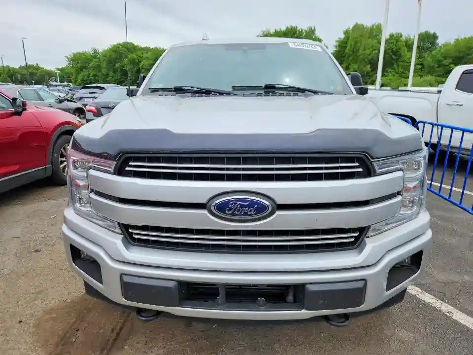 1FTFW1E18JFE25237 2018 FORD F150-4