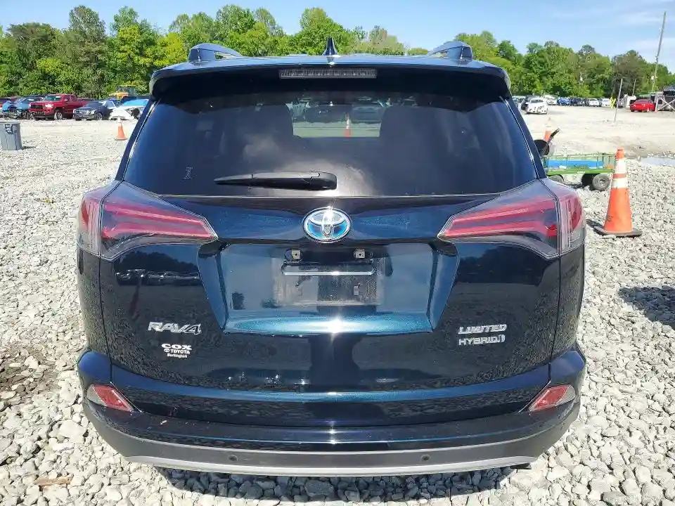 JTMDJREV3JD235557 2018 TOYOTA RAV4-5