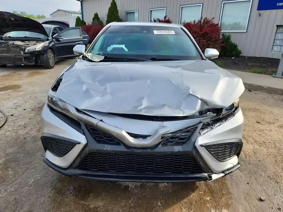 4T1G11AK3MU418502 2021 TOYOTA CAMRY-4