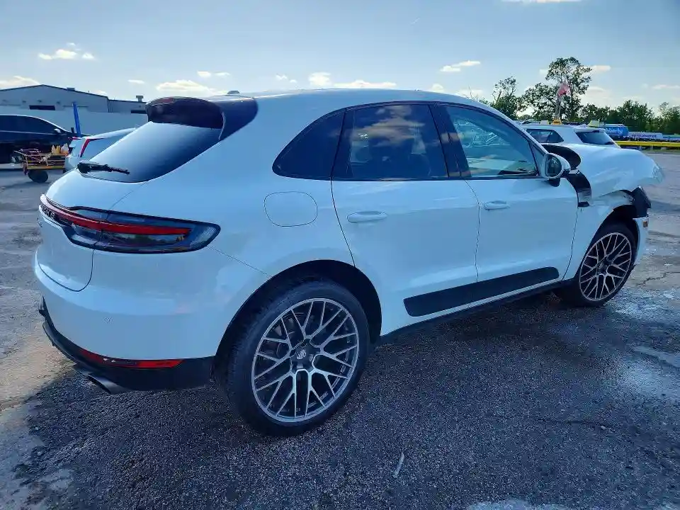 WP1AB2A53MLB35738 2021 PORSCHE MACAN-2