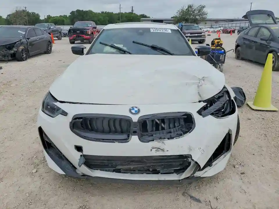 3MW43CM07P8C92067 2023 BMW M2-4