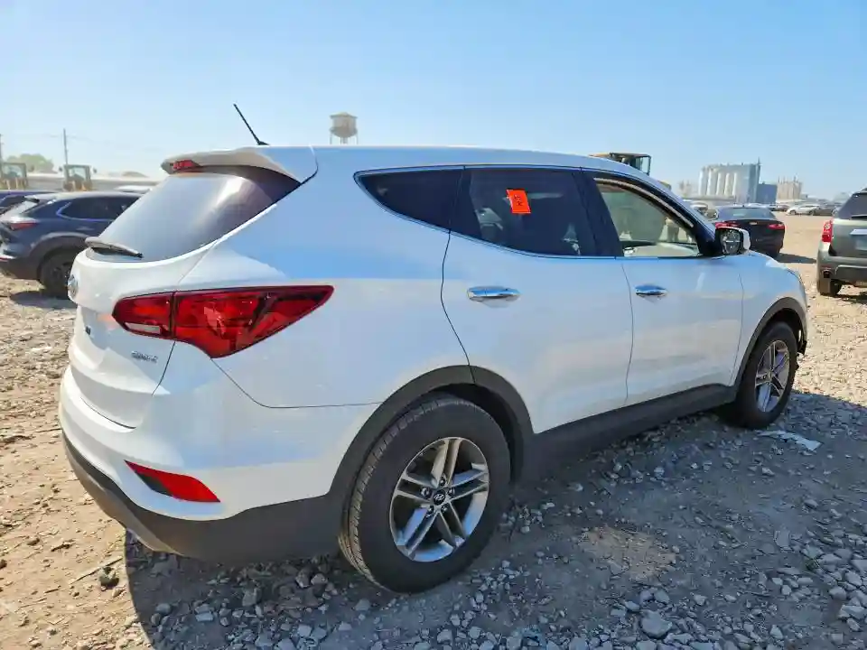 5XYZT3LB5JG553221 2018 HYUNDAI SANTA FE-2