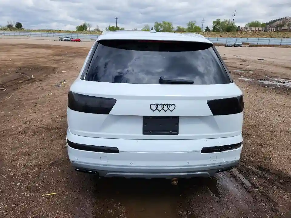 WA1AAAF77HD008171 2017 AUDI Q7-5