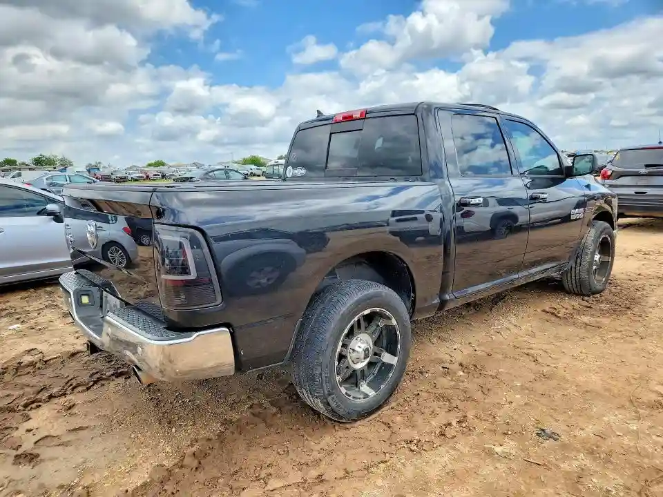1C6RR6LM5HS741766 2017 RAM 1500-2