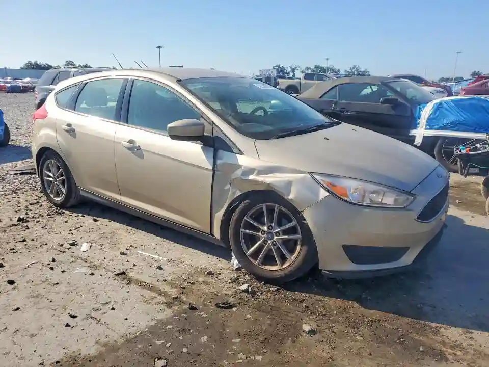 1FADP3K20JL281901 2018 FORD FOCUS-3