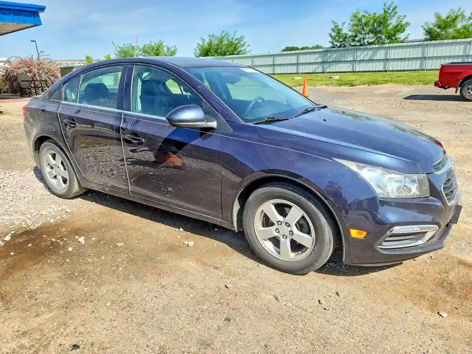 1G1PC5SB2F7297623 2015 CHEVROLET CRUZE-3