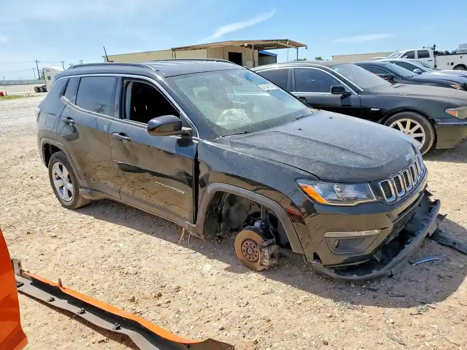 3C4NJDBB9JT116892 2018 JEEP COMPASS-3
