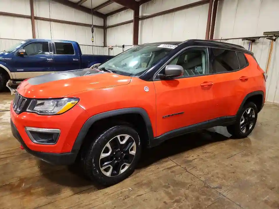 3C4NJDDB5JT465609 2018 JEEP COMPASS-0
