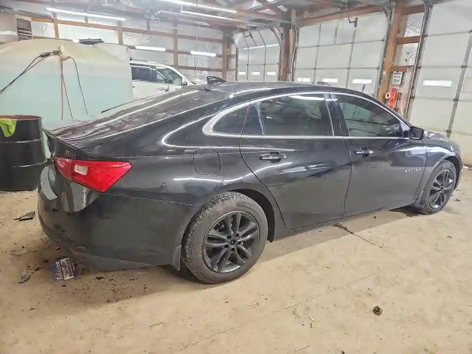 1G1ZD5ST3JF152720 2018 CHEVROLET MALIBU-2