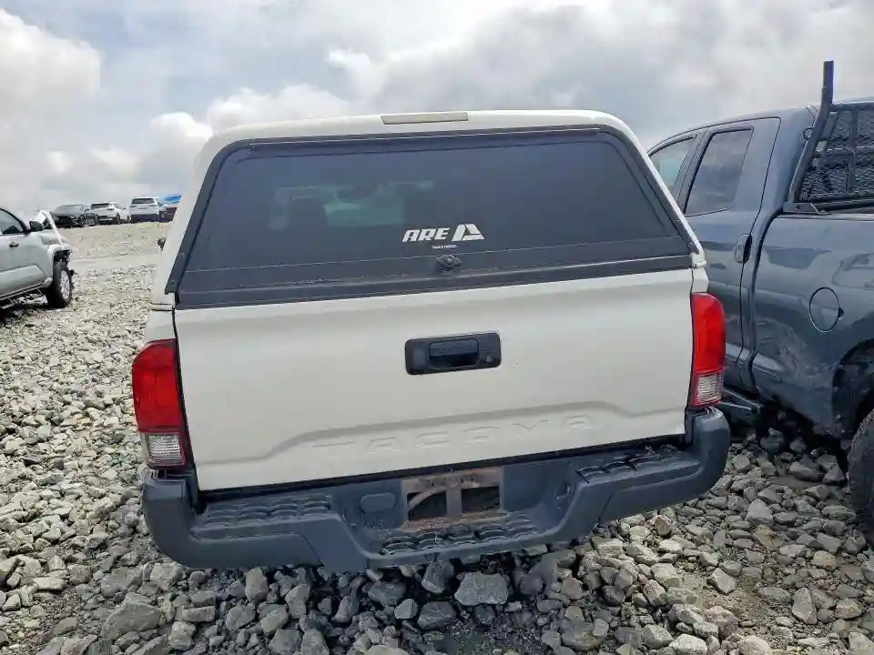 5TFRX5GN8JX125211 2018 TOYOTA TACOMA-5