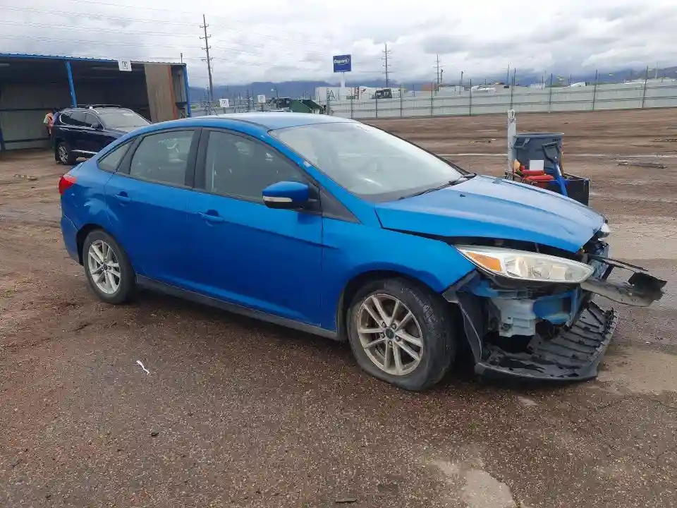 1FADP3F2XFL300083 2015 FORD FOCUS-3
