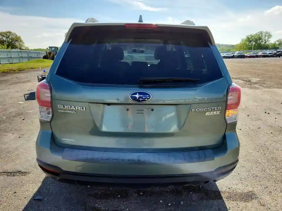 JF2SJAGC1HH587156 2017 SUBARU FORESTER-5