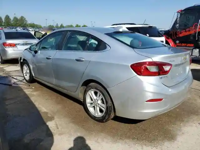 1G1BE5SM9J7229172 2018 CHEVROLET CRUZE-1