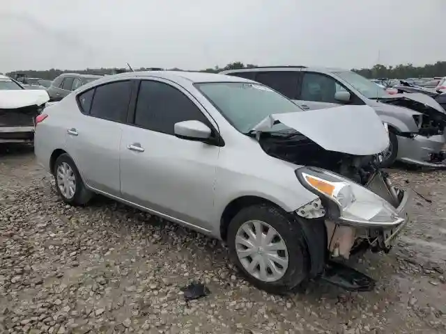 3N1CN7AP3KL844643 2019 NISSAN VERSA-3
