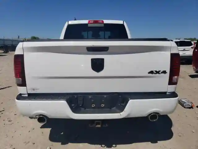 1C6RR7UT6JS197568 2018 RAM 1500-5
