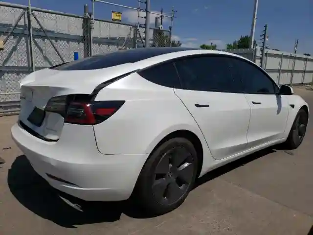 5YJ3E1EB8PF632948 2023 TESLA MODEL 3-2