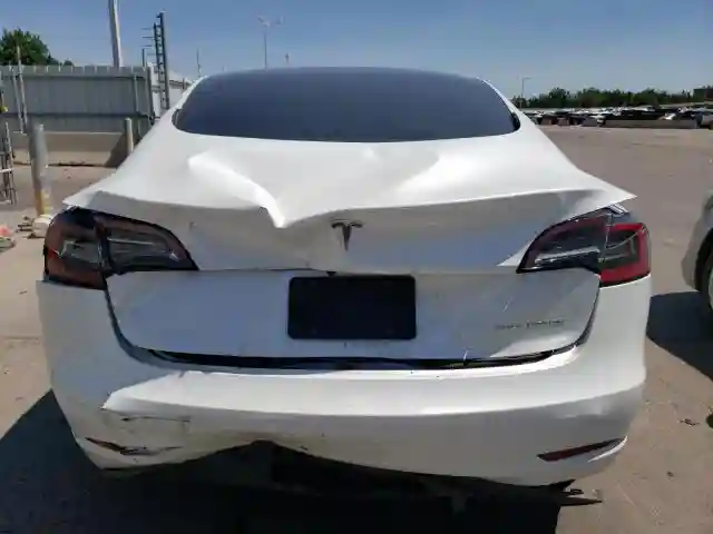 5YJ3E1EB8PF632948 2023 TESLA MODEL 3-5