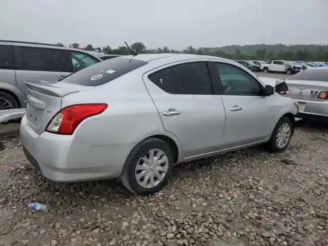 3N1CN7AP3KL844643 2019 NISSAN VERSA-2