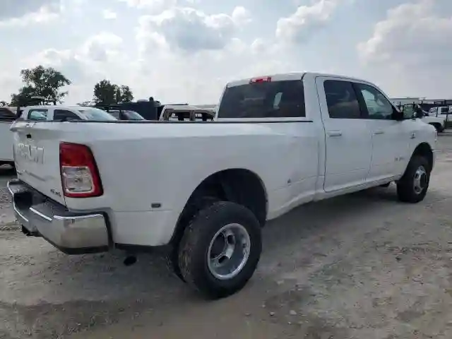 3C63RRHL4MG575085 2021 RAM 3500-2