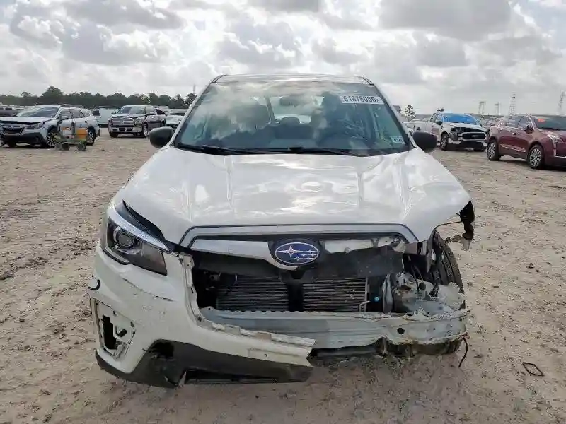JF2SKAAC9LH529536 2020 SUBARU FORESTER-4