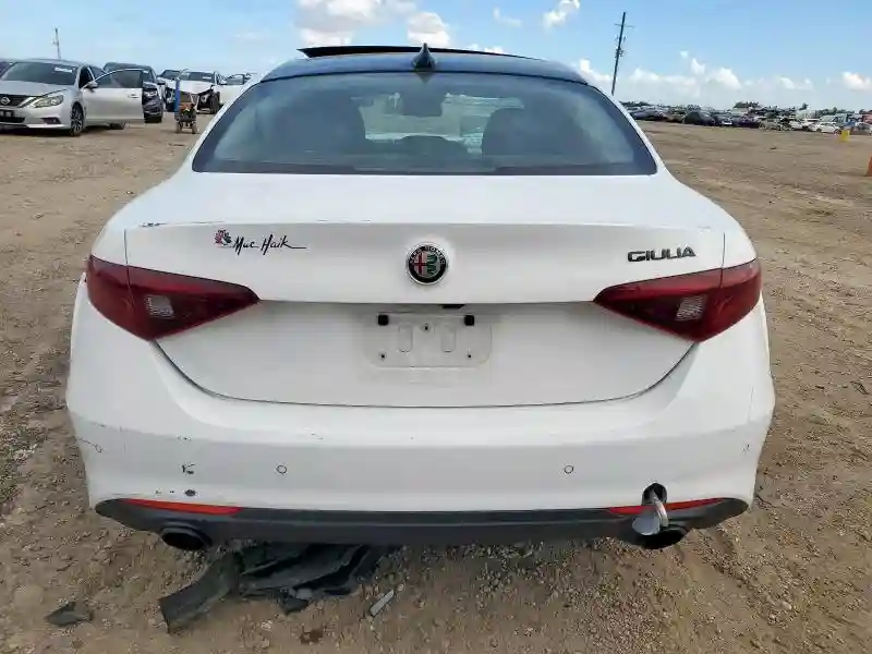 ZARFAMAN6K7619968 2019 ALFA ROMEO GIULIA-5