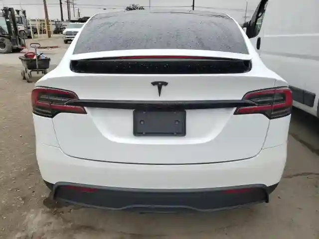 7SAXCBE53PF380665 2023 TESLA MODEL X-5