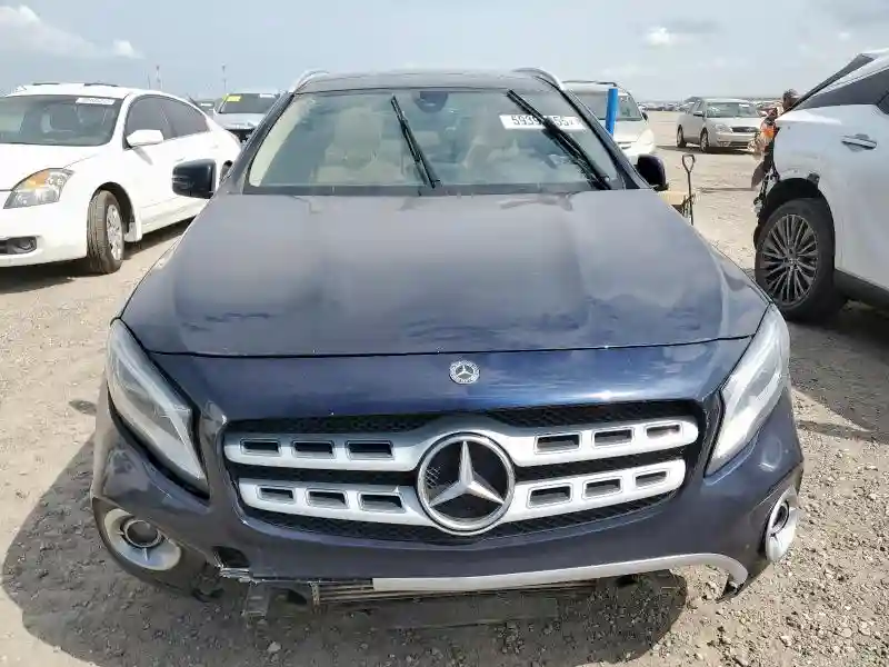 WDCTG4EB8JJ414952 2018 MERCEDES-BENZ GLA-CLASS-4