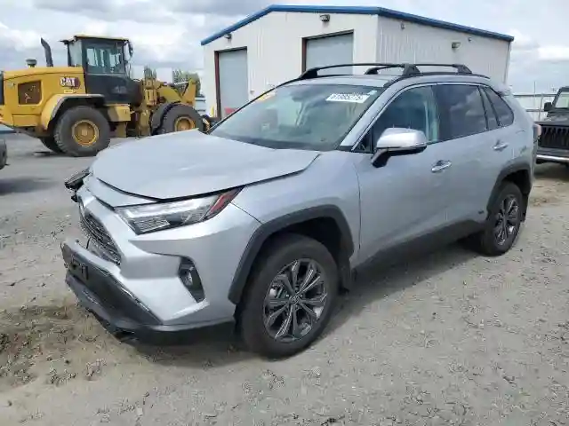 2T3D6RFV4RW071900 2024 TOYOTA RAV4-0