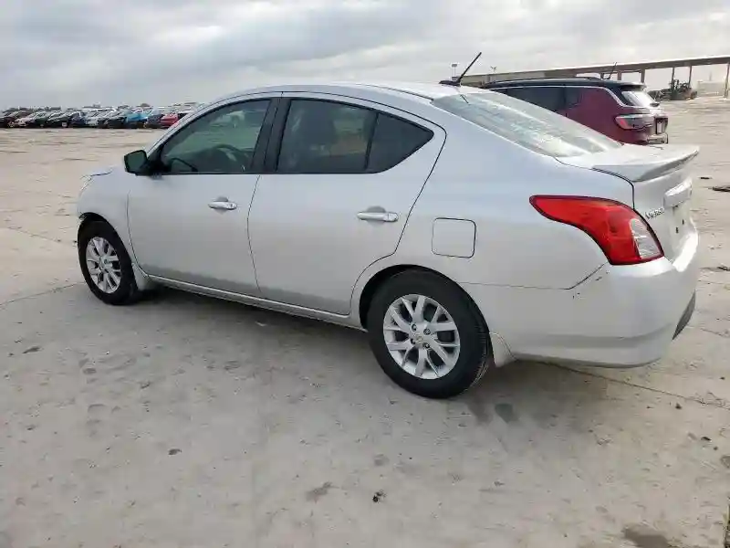 3N1CN7AP8HL891322 2017 NISSAN VERSA-1