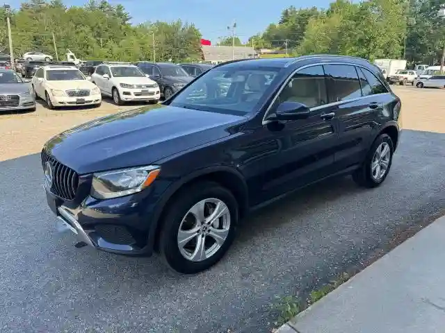 WDC0G4KB6HF256258 2017 MERCEDES-BENZ GLC-CLASS-1