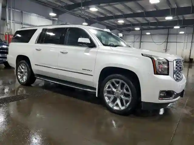 1GKS2HKJ1JR185569 2018 GMC YUKON-3