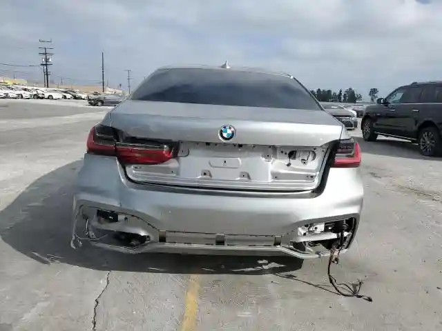 WBA7T2C02NCG97593 2022 BMW 7 SERIES-5