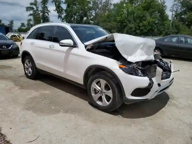 WDC0G4JB6JV048068 2018 MERCEDES-BENZ GLC-CLASS-3