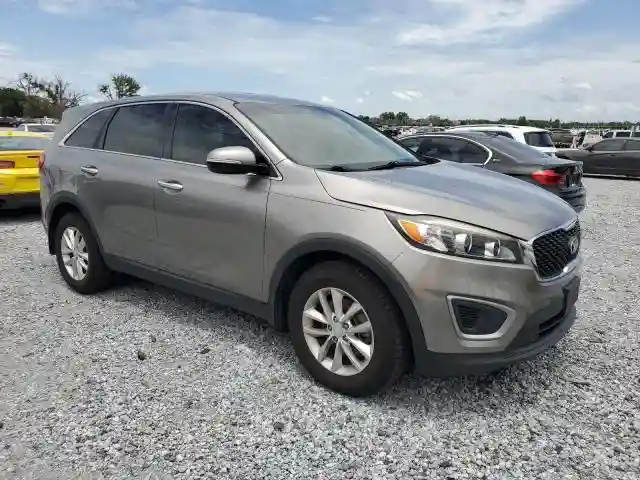 5XYPG4A3XHG316974 2017 KIA SORENTO-3