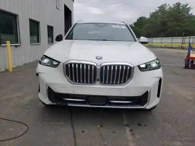 5UX23EU03R9U67475 2024 BMW X5-4