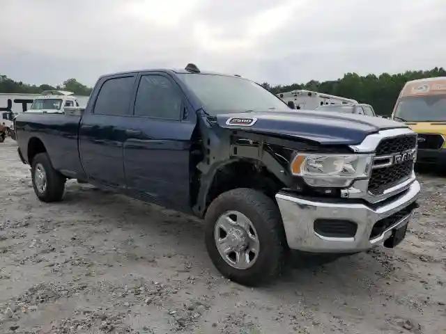 3C6UR5HL0RG169082 2024 RAM 2500-3