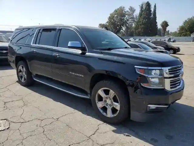 1GNSCJKC8HR226797 2017 CHEVROLET SUBURBAN-3