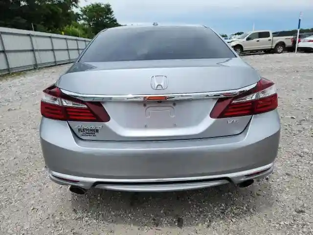 1HGCR3F80HA026090 2017 HONDA ACCORD-5